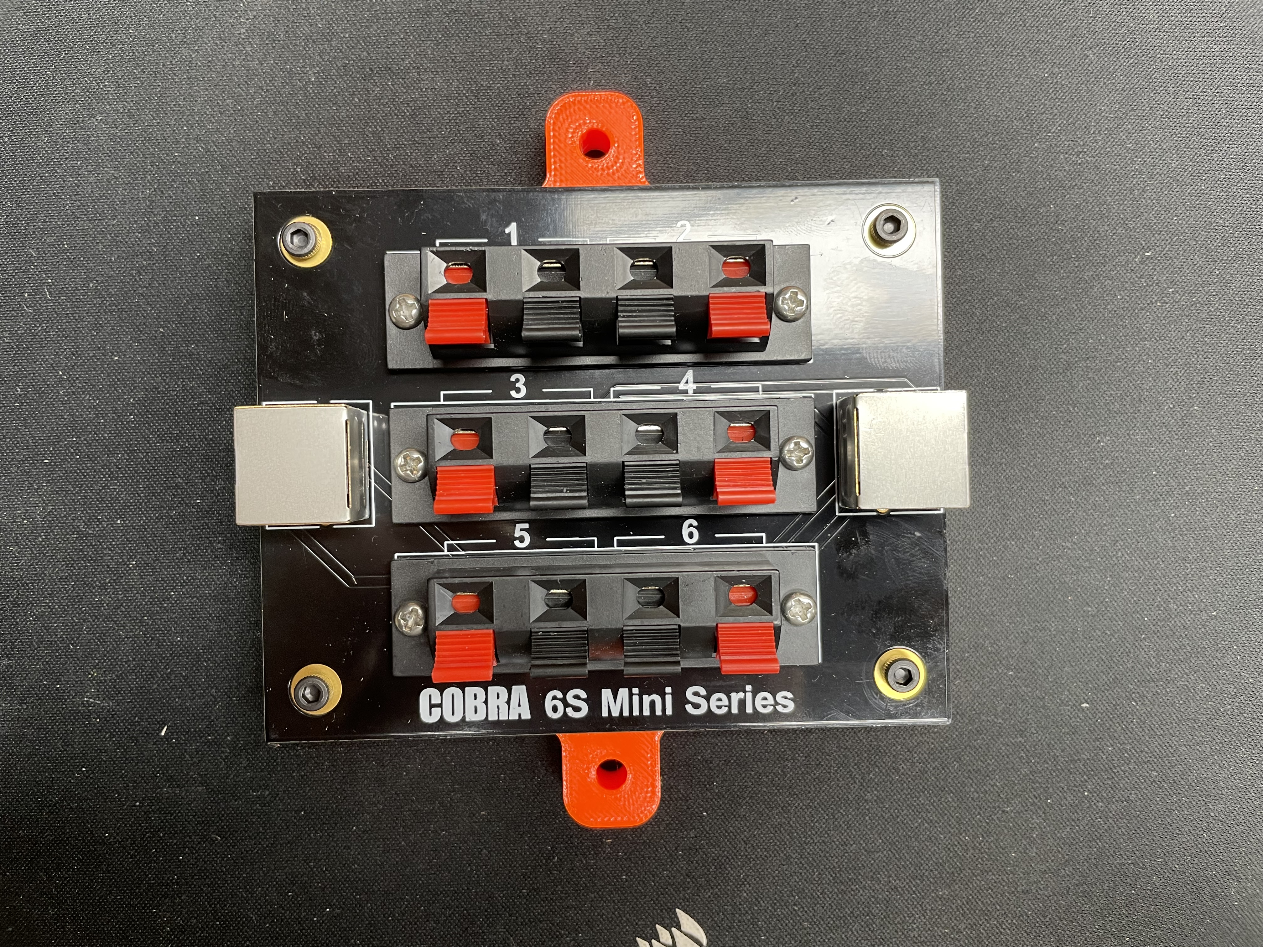 Tấm Lưng Sau Mini Slat Cobra 6S