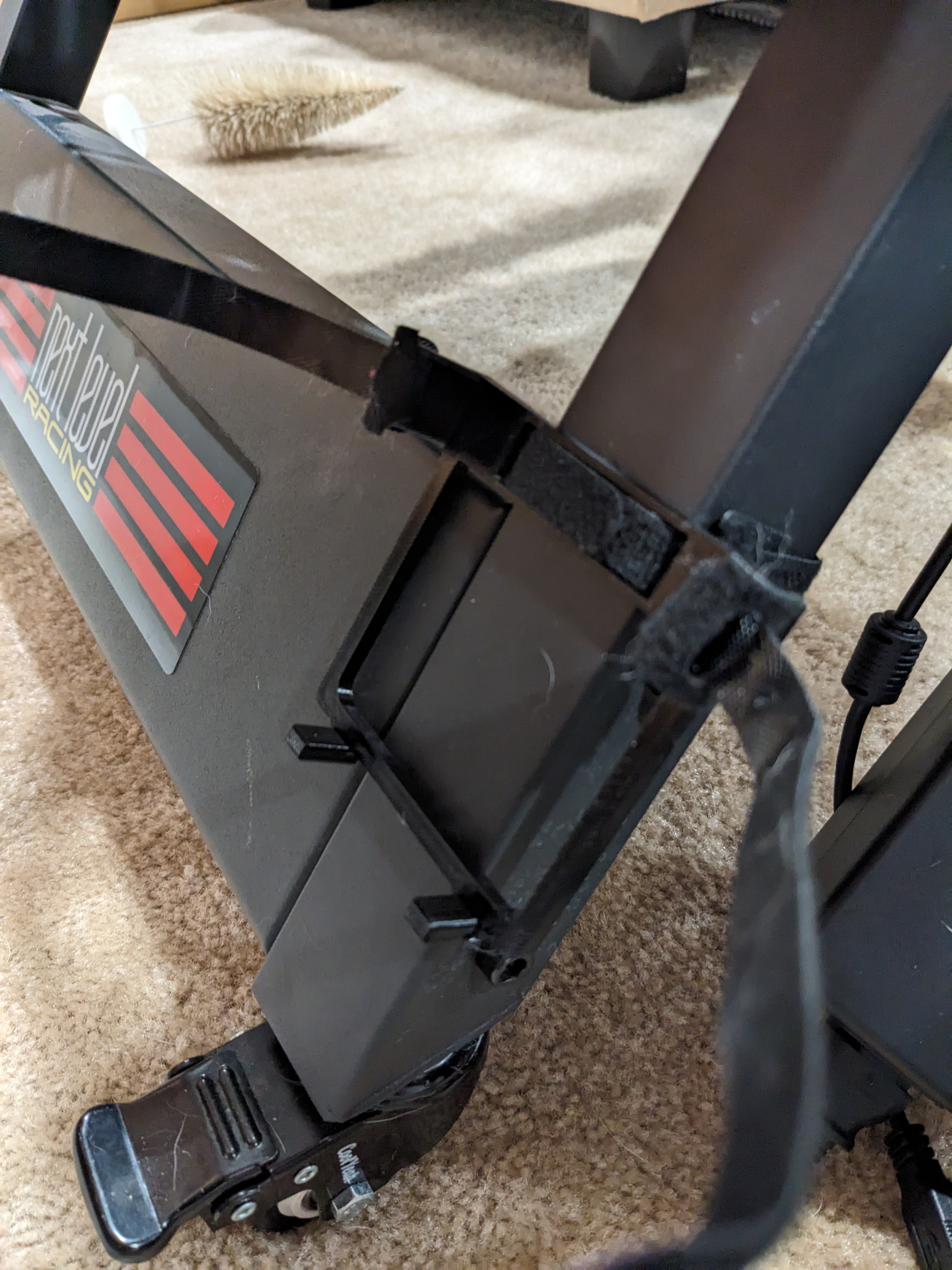 Giá đỡ F-GT cho bộ nguồn CSL DD Boost kit