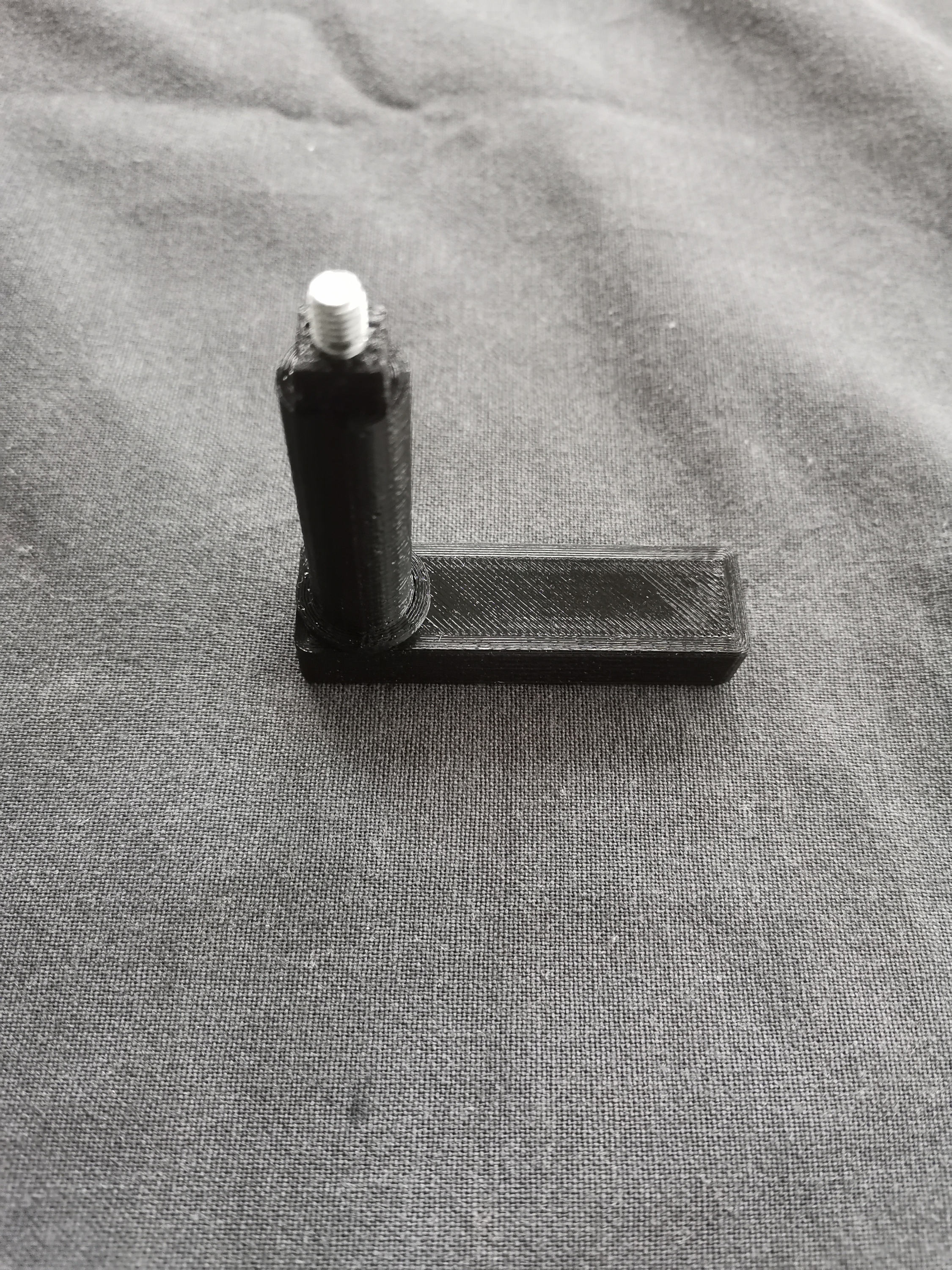 Chốt Khóa Cho Nhà Đựng Rác