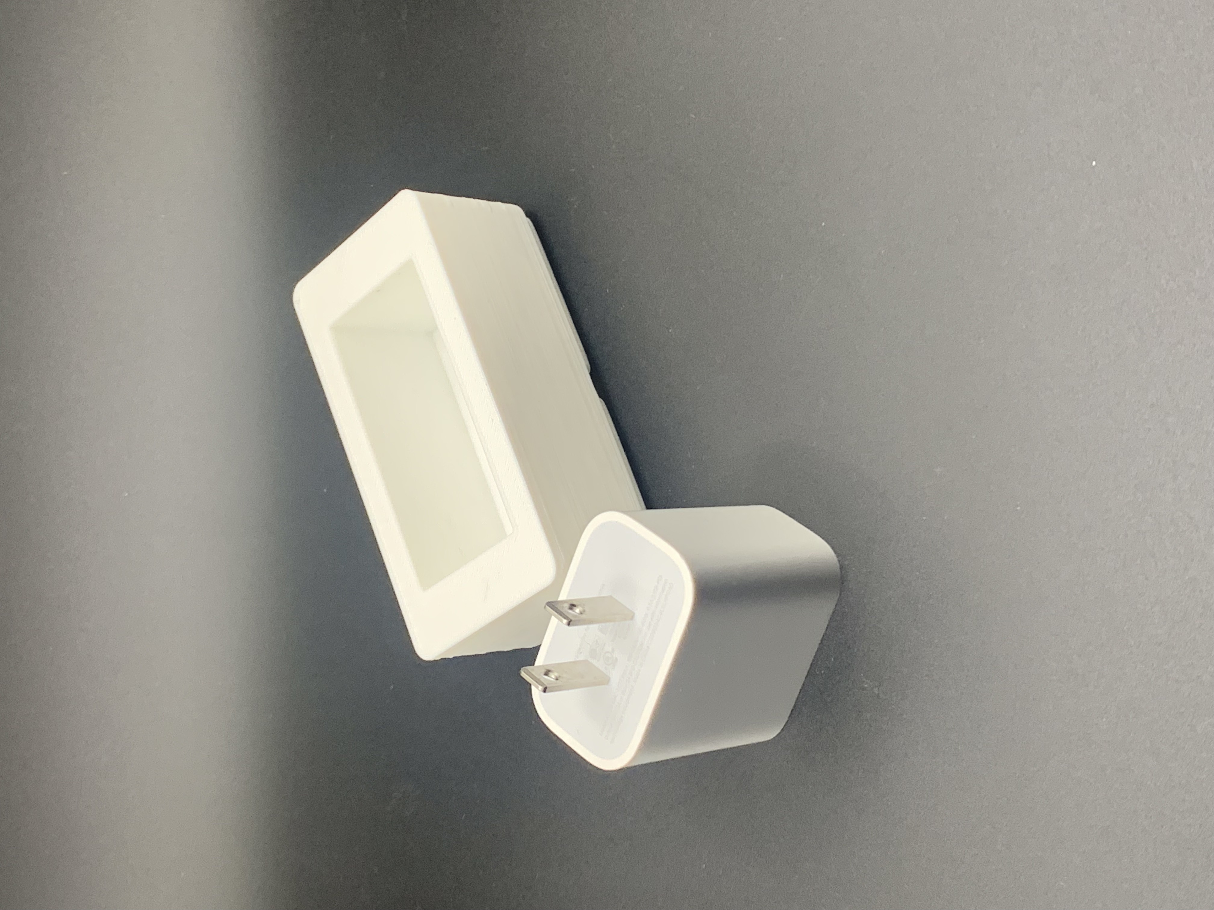 Giá Đỡ Sạc iPad USB-C Gridfinity