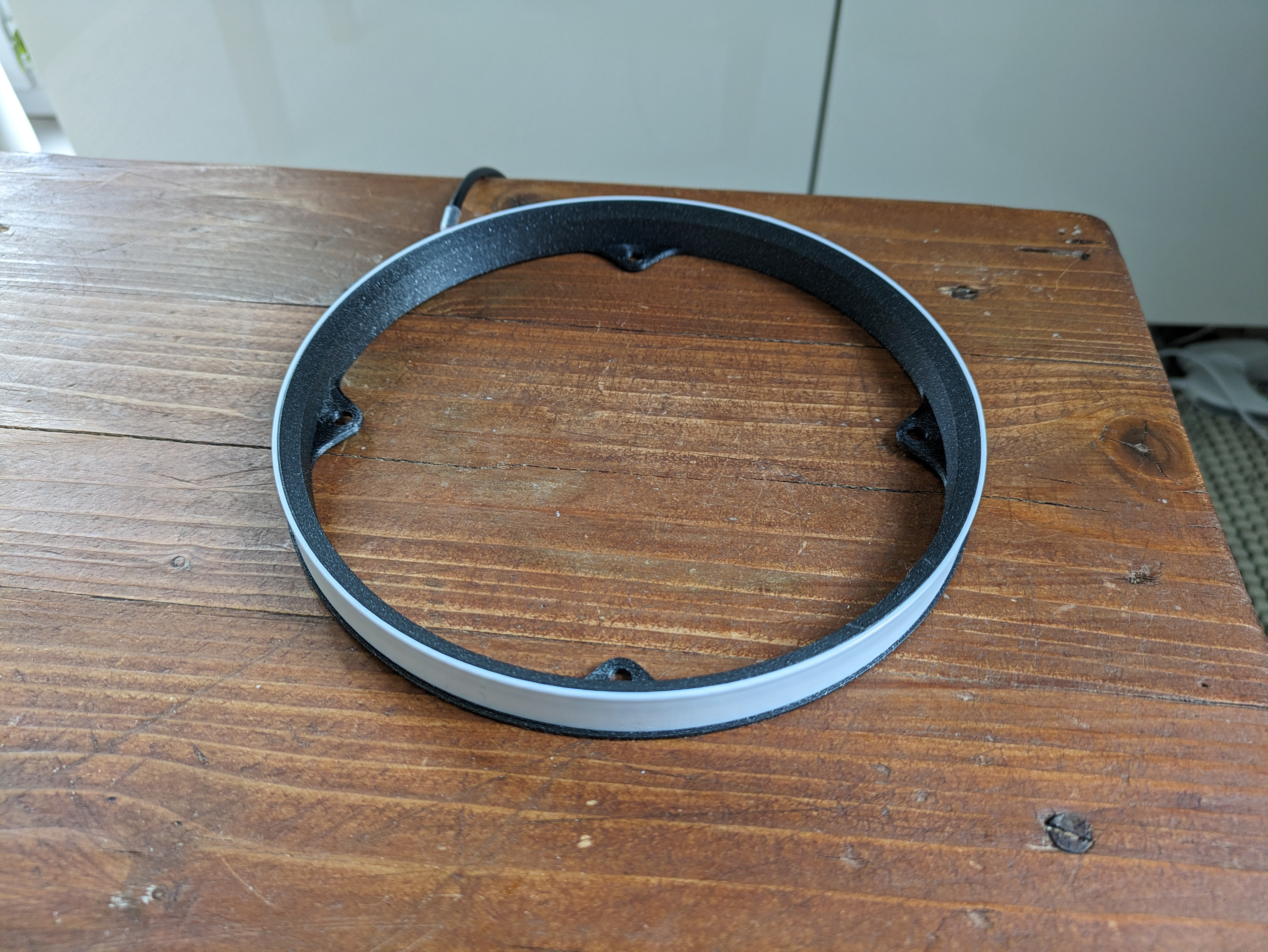 Đèn LED ốp lưng màn hình chuẩn VESA 100mm