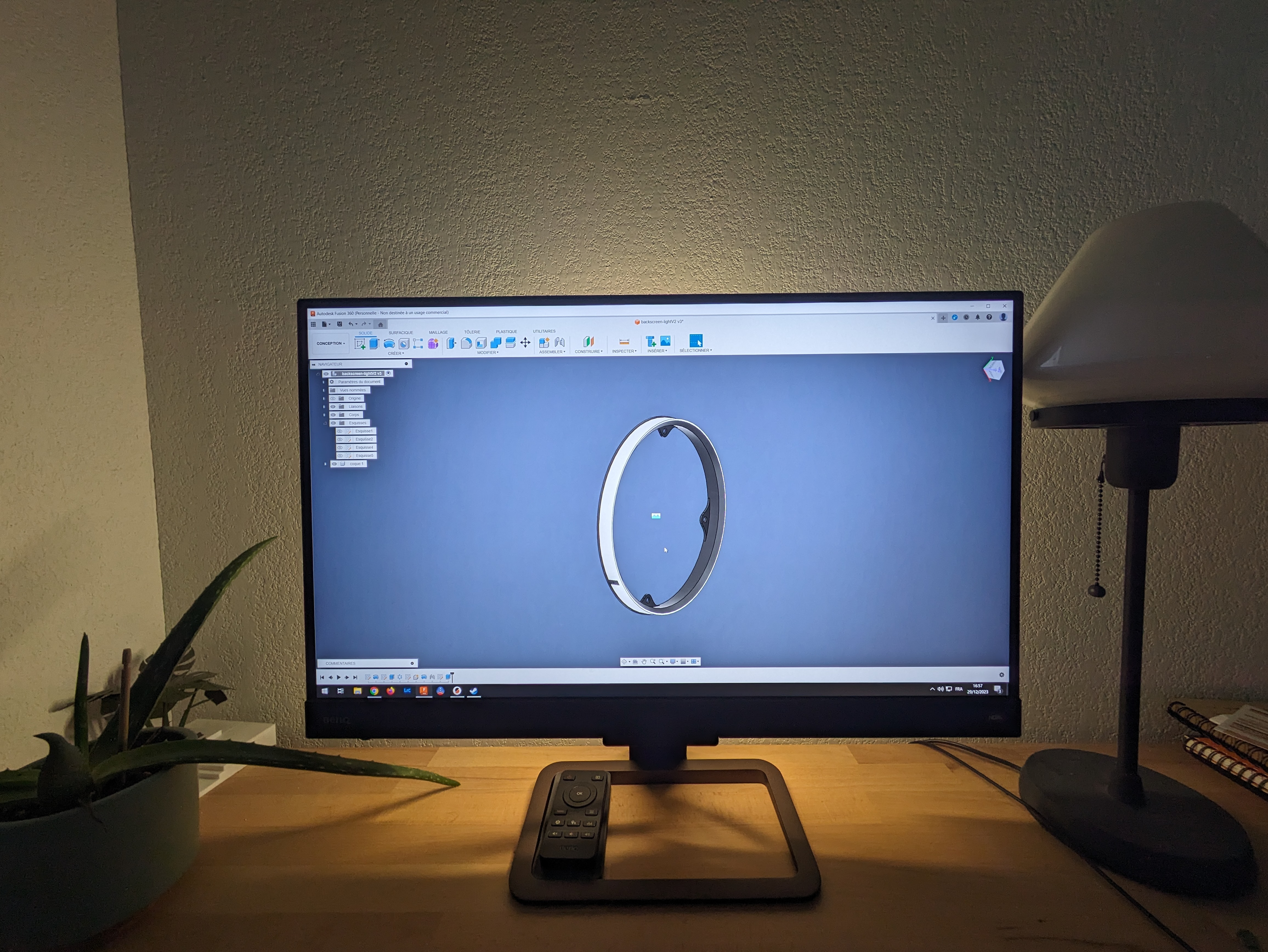 Đèn LED ốp lưng màn hình chuẩn VESA 100mm