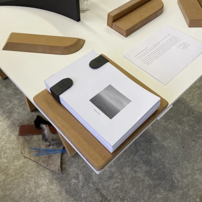 Koudelinek - Giá Đỡ Giấy Khổ A5