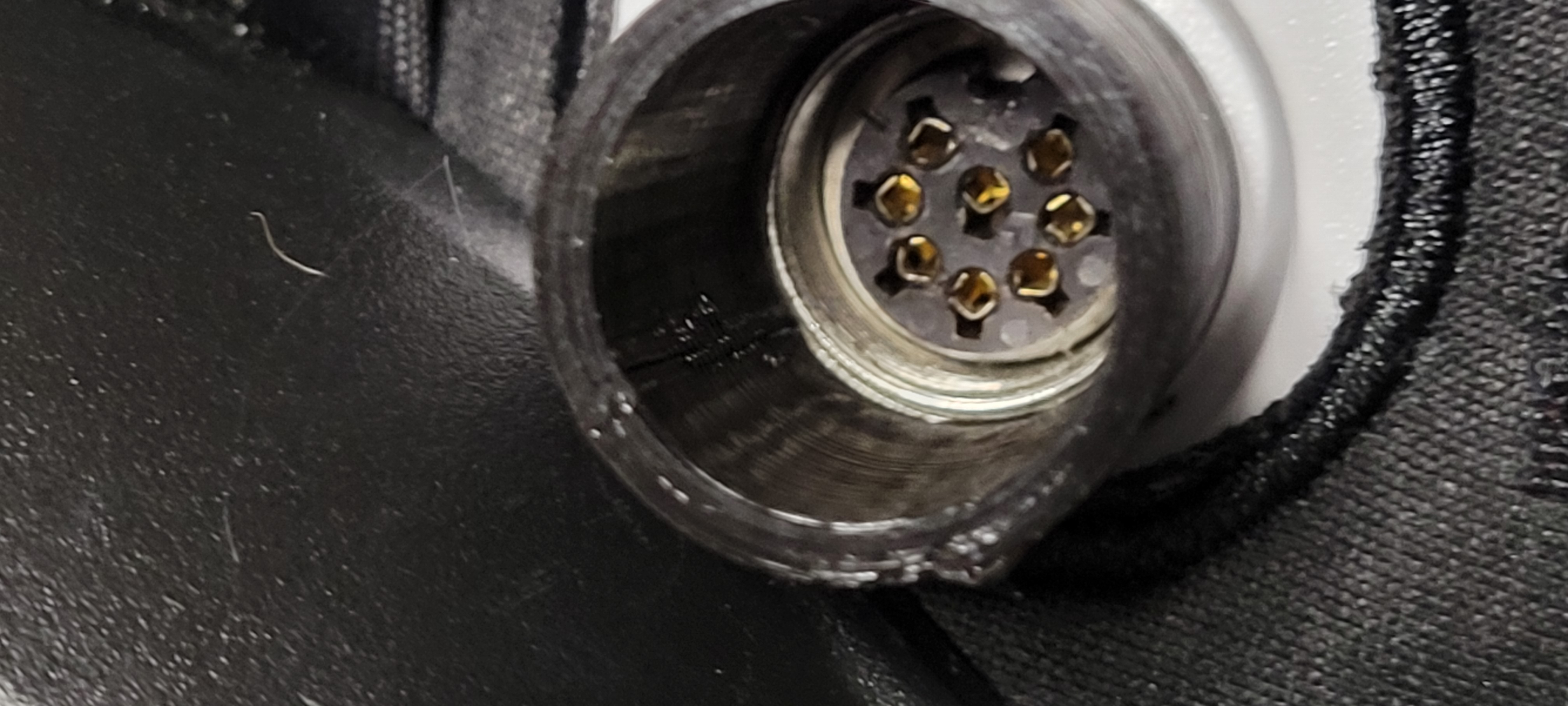 Dụng Cụ Vặn Đai Ốc Cáp Nguồn GCE Zen-O