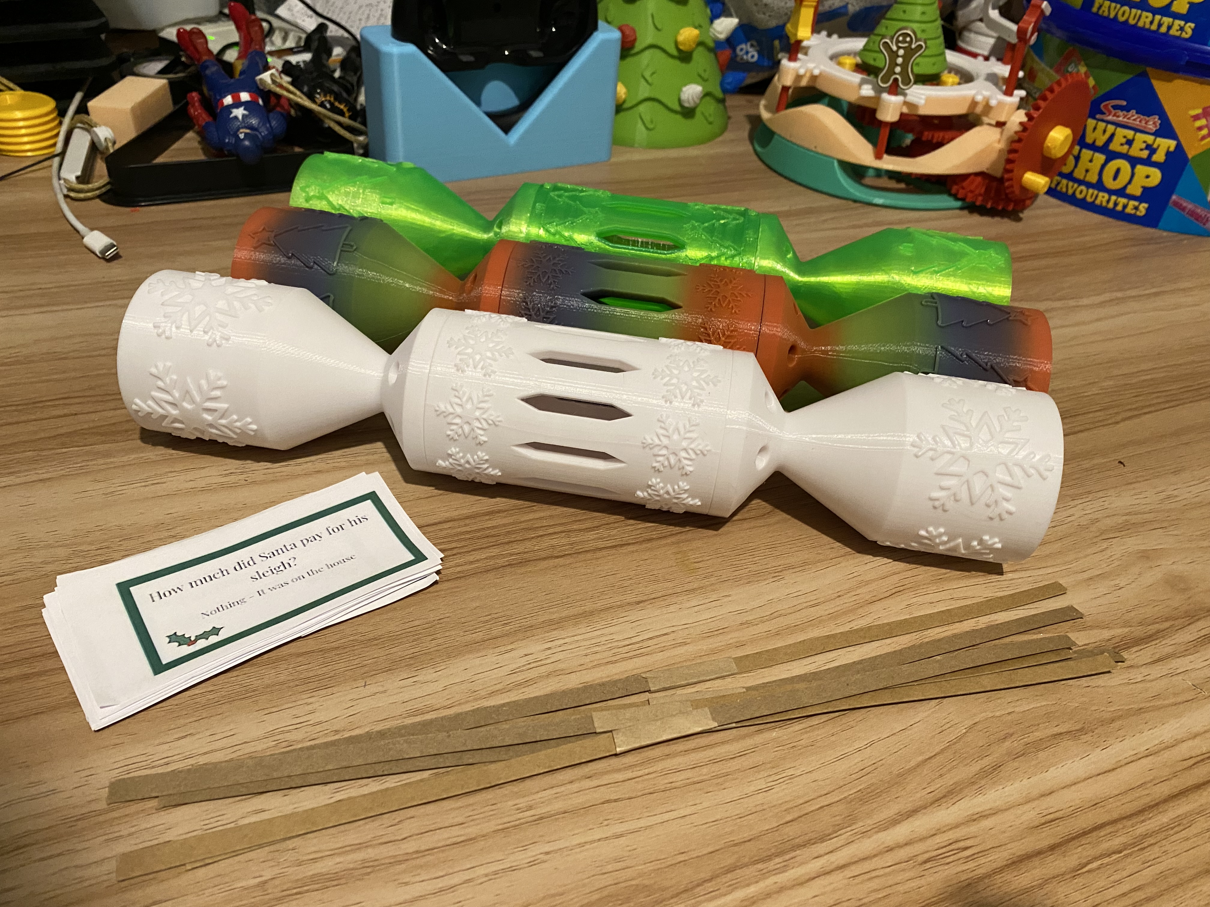 Bánh Giáng sinh Cổ điển, Vừa dùng vừa "Bụp" Thật!