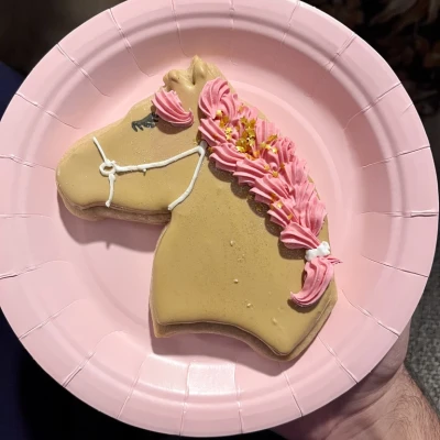 Dao Cắt Bánh Hình Con Ngựa