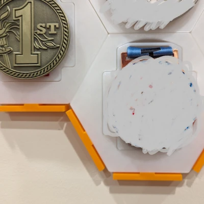 Kẹp Trang Trí Cho Đế Giữ Huy Chương Hình Lục Giác