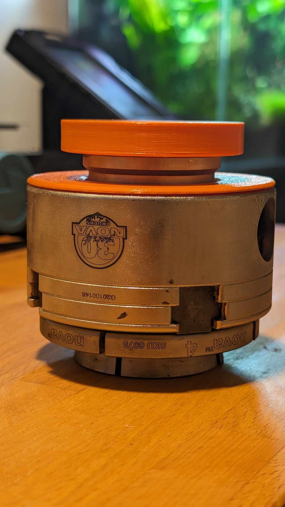 Giá đỡ mâm cặp tiện M33 x 3,5 gắn tường