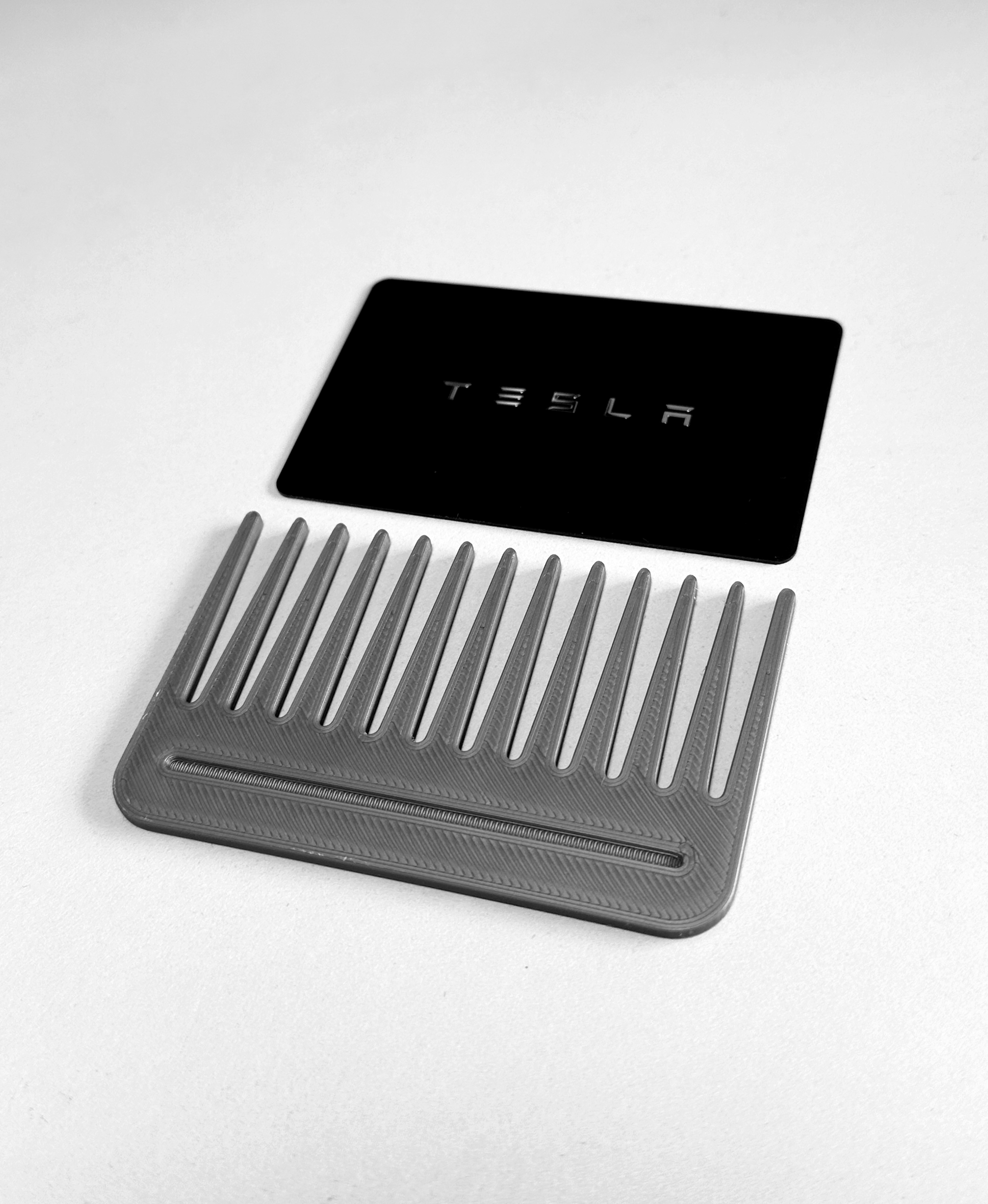 Lược bỏ túi kích thước thẻ tín dụng