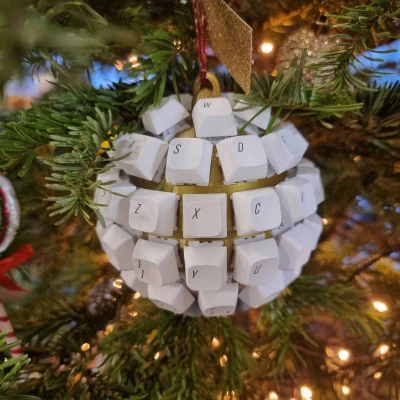 Trang Trí Quả Cầu Giáng Sinh Hình Bàn Phím Cơ