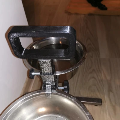 Tay Cầm Tô Cho Chó Trixie