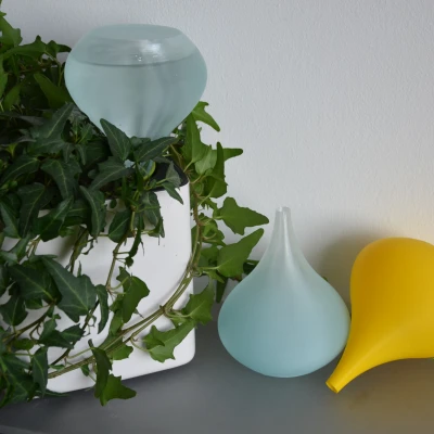 Bình tưới cây tự động