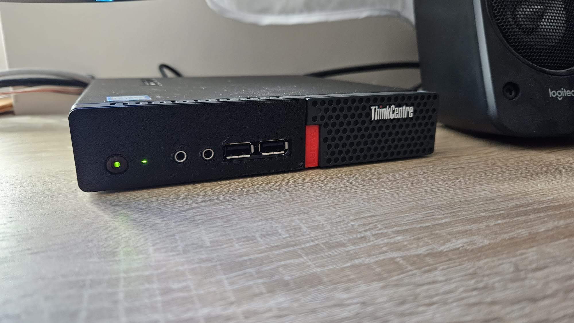 Nắp Che Cổng và Nút Bấm Mặt Trước Lenovo ThinkCentre