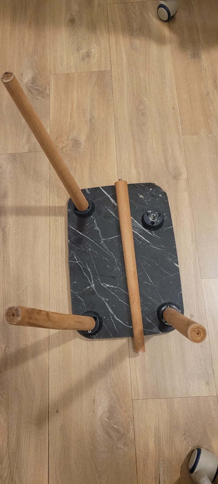 Đế Gắn Chân Bàn Nghiêng