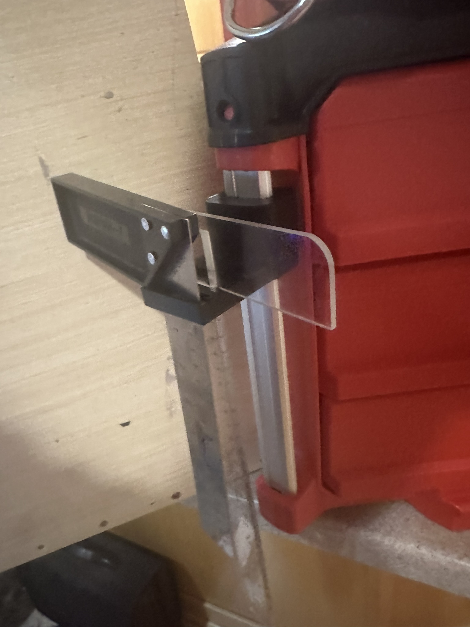 Giá đỡ ray Packout - Vuông T/L