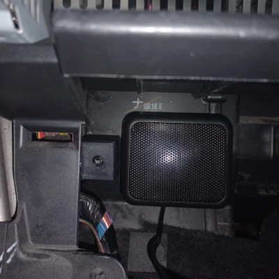 Gắn "Reproductor" Rảnh Tay Vào Xe Mazda6