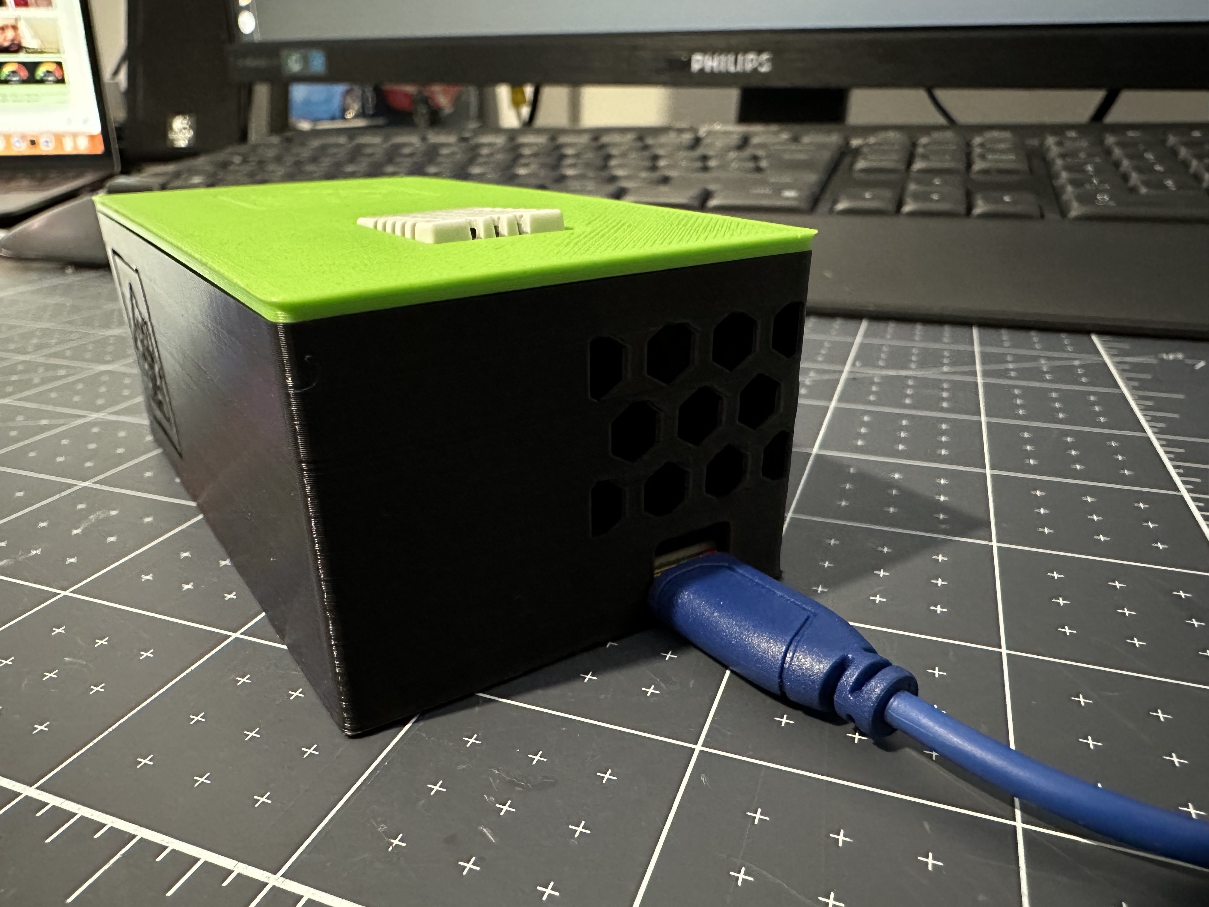 Vỏ case Cảm biến Chất lượng Không khí PMS5003 / DHT22 (hoặc BME280) / ESP32S