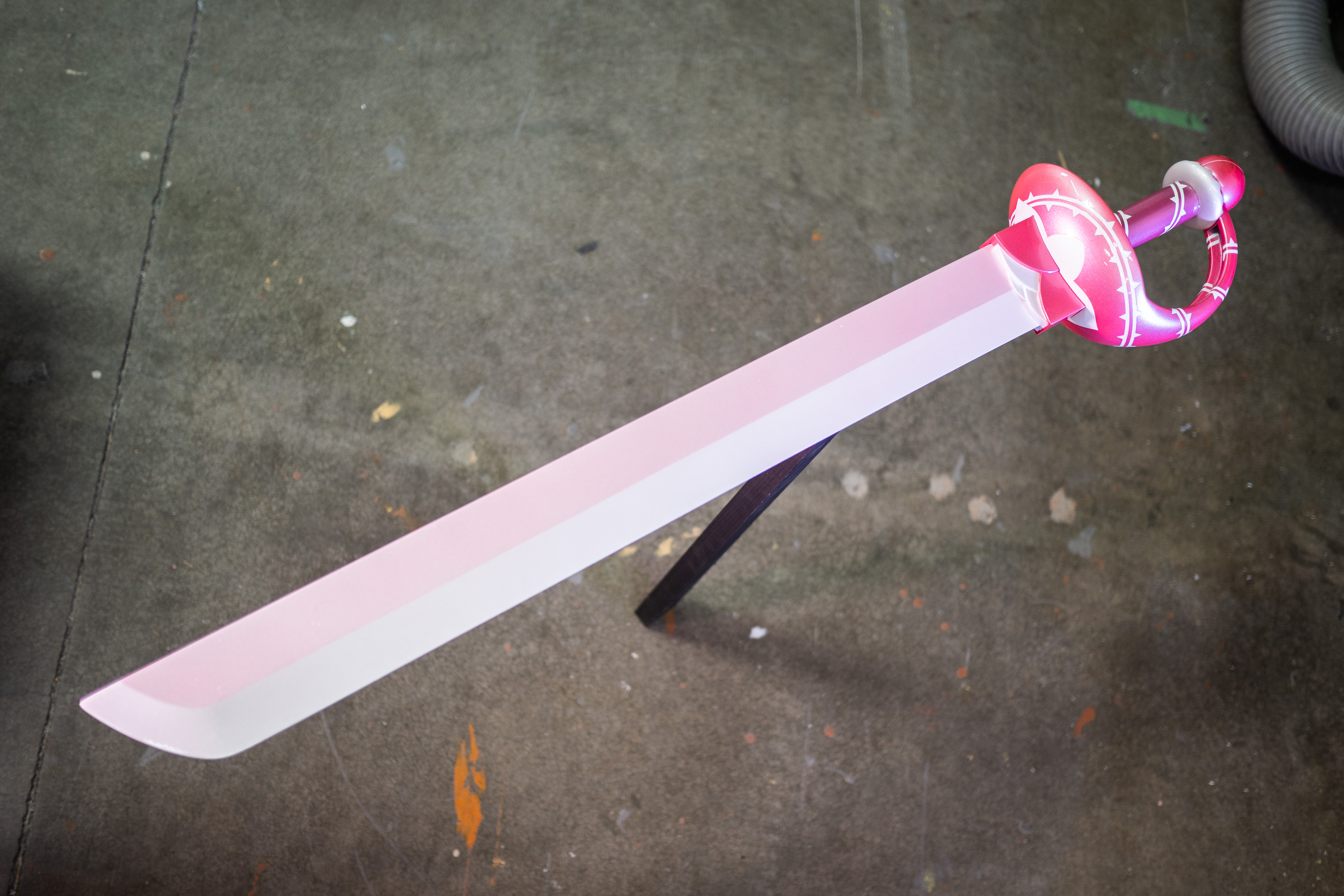 Kiếm Rose Quartz - Mô Hình Sao Chép Steven Universe