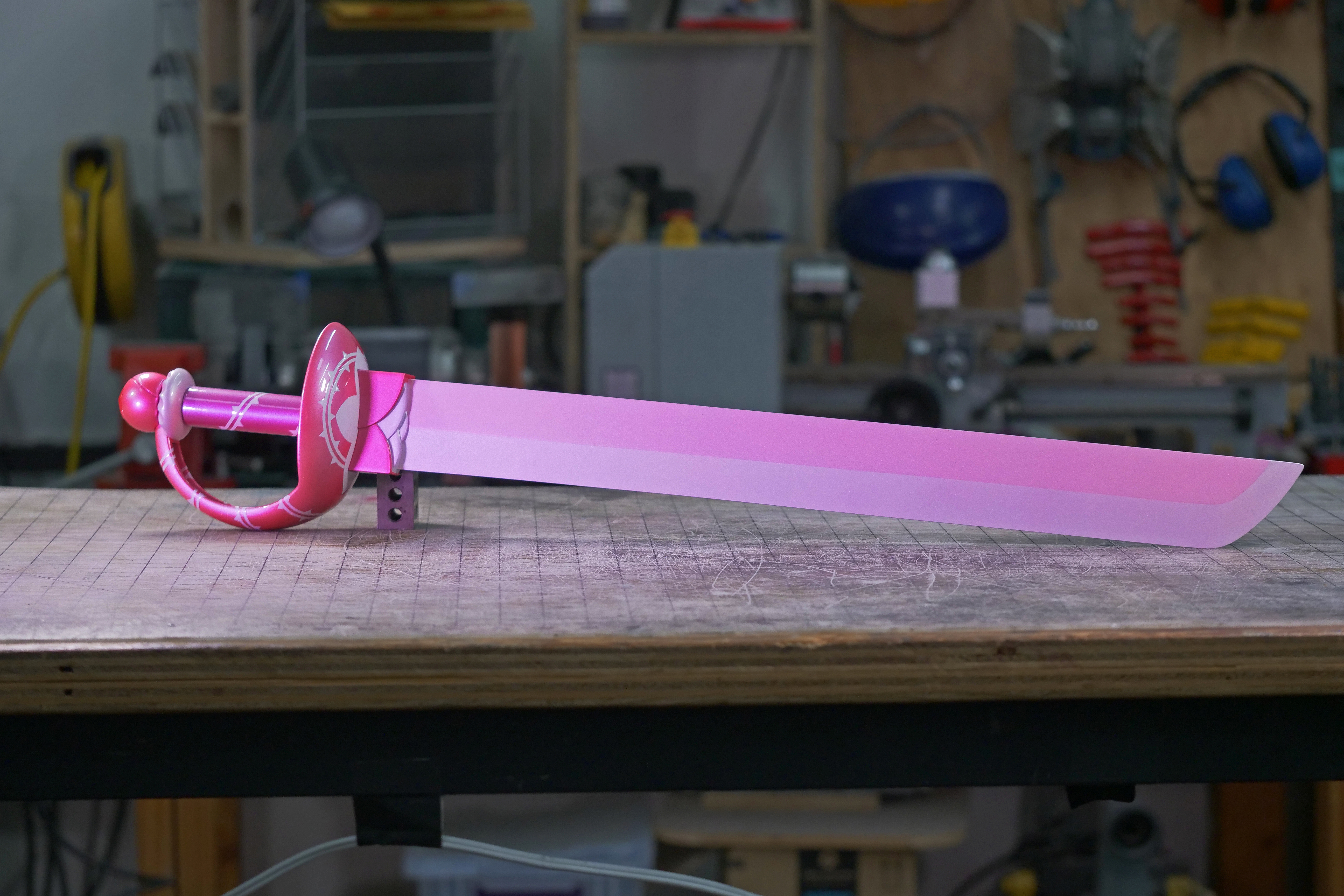 Kiếm Rose Quartz - Mô Hình Sao Chép Steven Universe