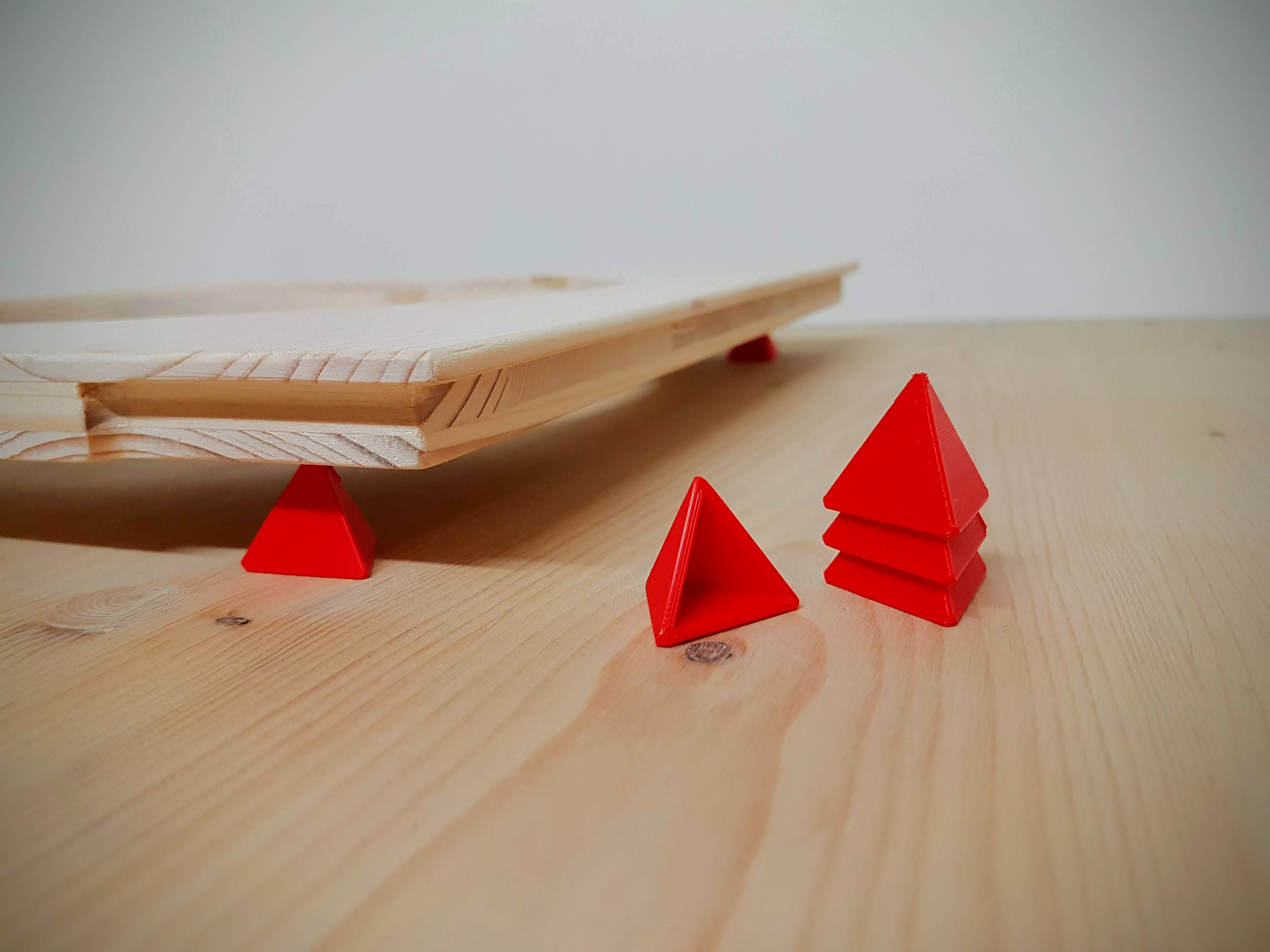 Khối Chóp Tam Giác Giúp Xử Lý Bề Mặt | Tam Giác Sơn | Đồ Gỗ / Nón Sơn