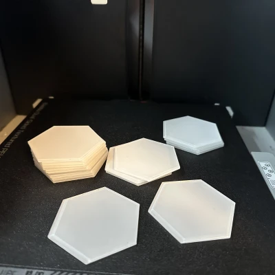 Kệ trưng bày LEGO minifigure hình lục giác module