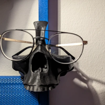 Móc Kính Hình Đầu Lâu mod cho PLATSA