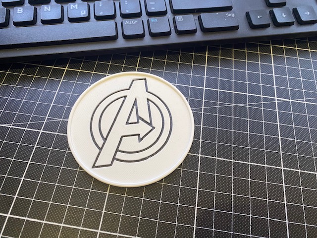 Đế Lót Ly Biểu Tượng Avengers