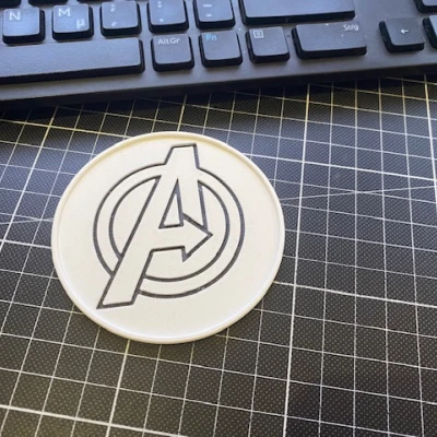 Đế Lót Ly Biểu Tượng Avengers