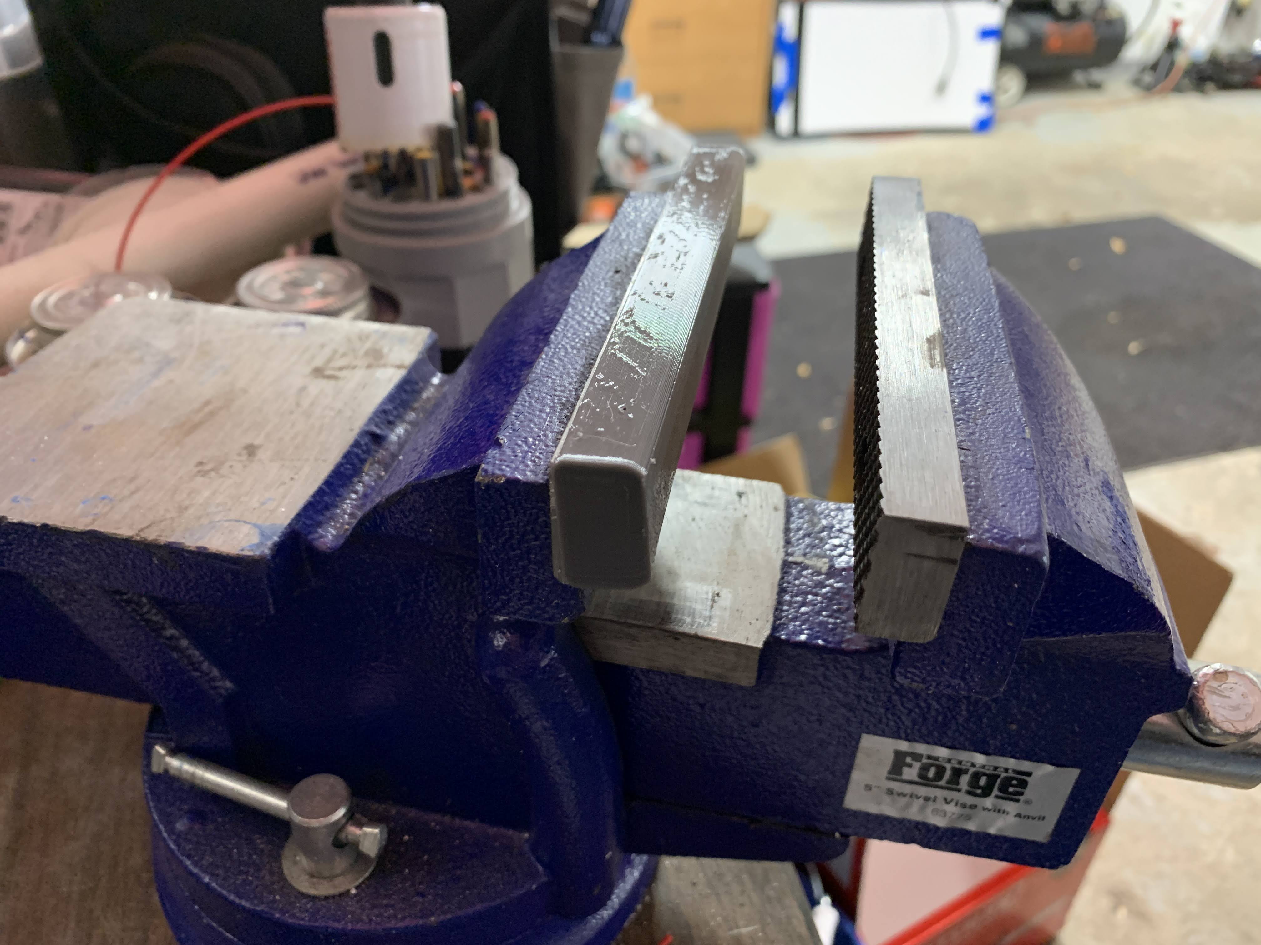 Cảng Central Central Forge 5 "Vise - TPU Soft Jaw Grips