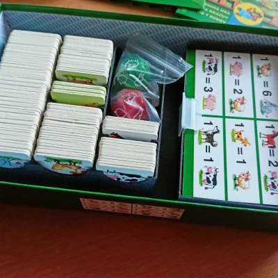 Superfarmář phiên bản du lịch, khay đựng