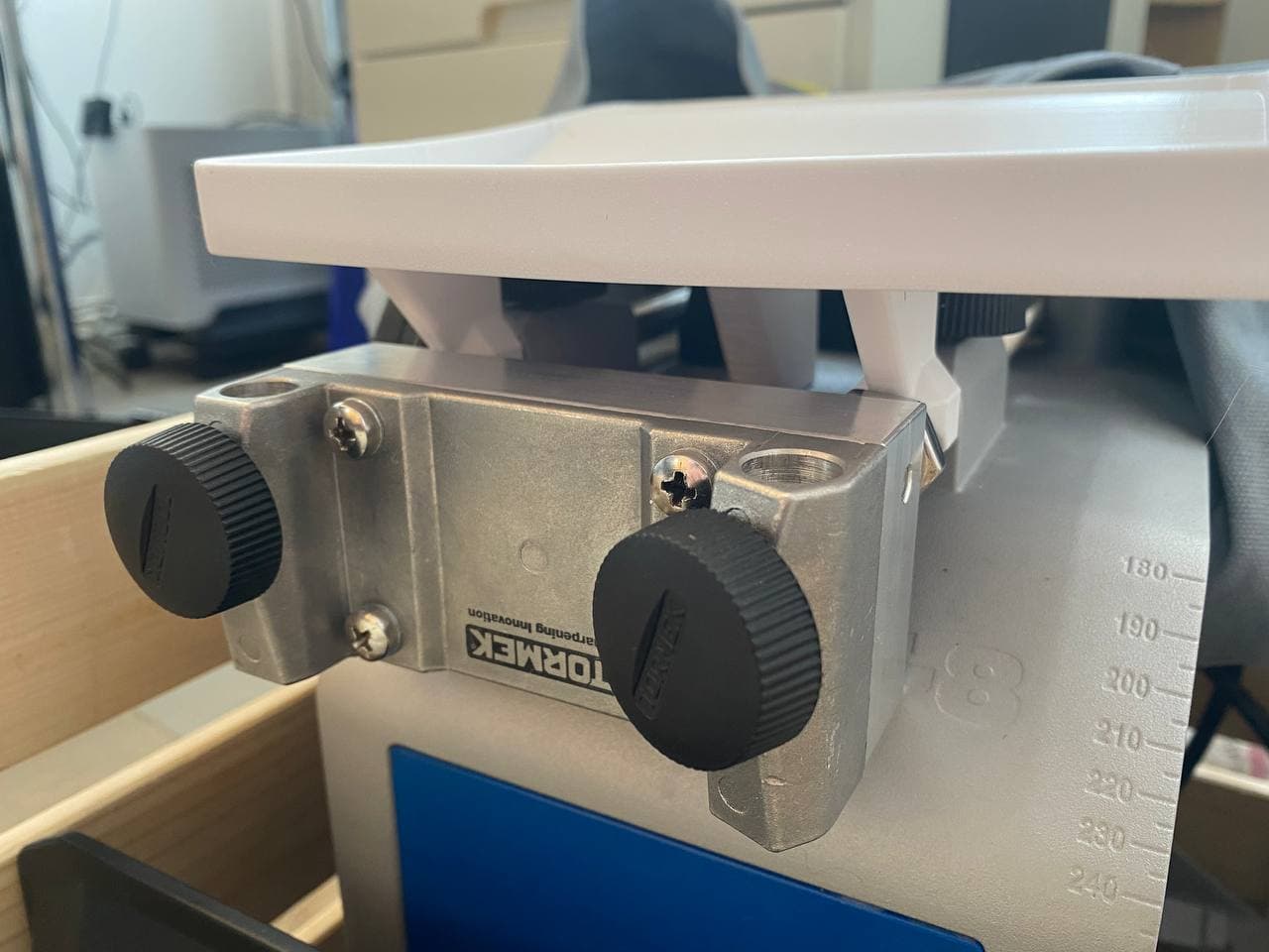 Khay nhỏ giọt Tormek T8 cho FVB