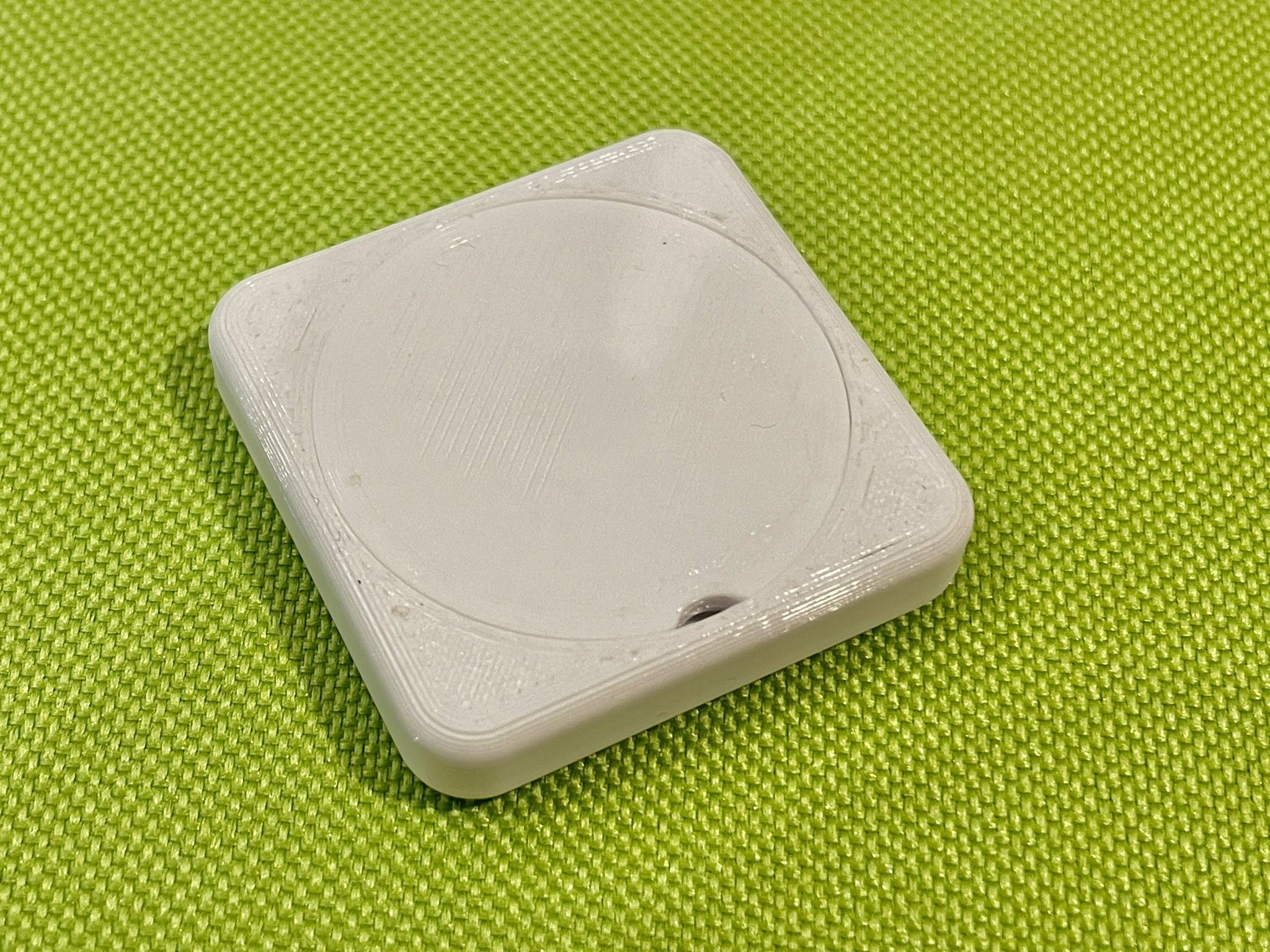 Hộp đựng thẻ N-tag RFID NFC (có nam châm)