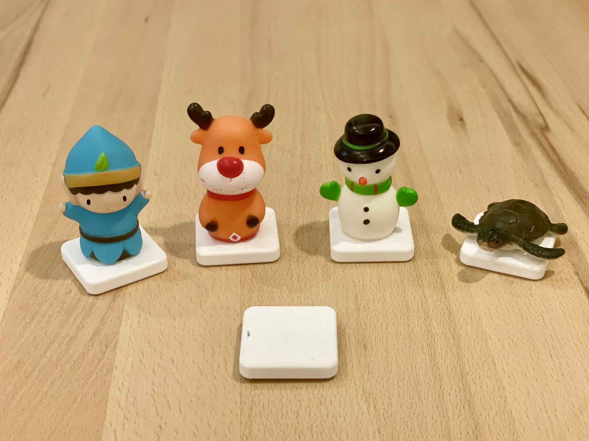 Hộp đựng thẻ N-tag RFID NFC (có nam châm)