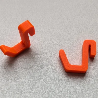 Móc treo bảng đục lỗ