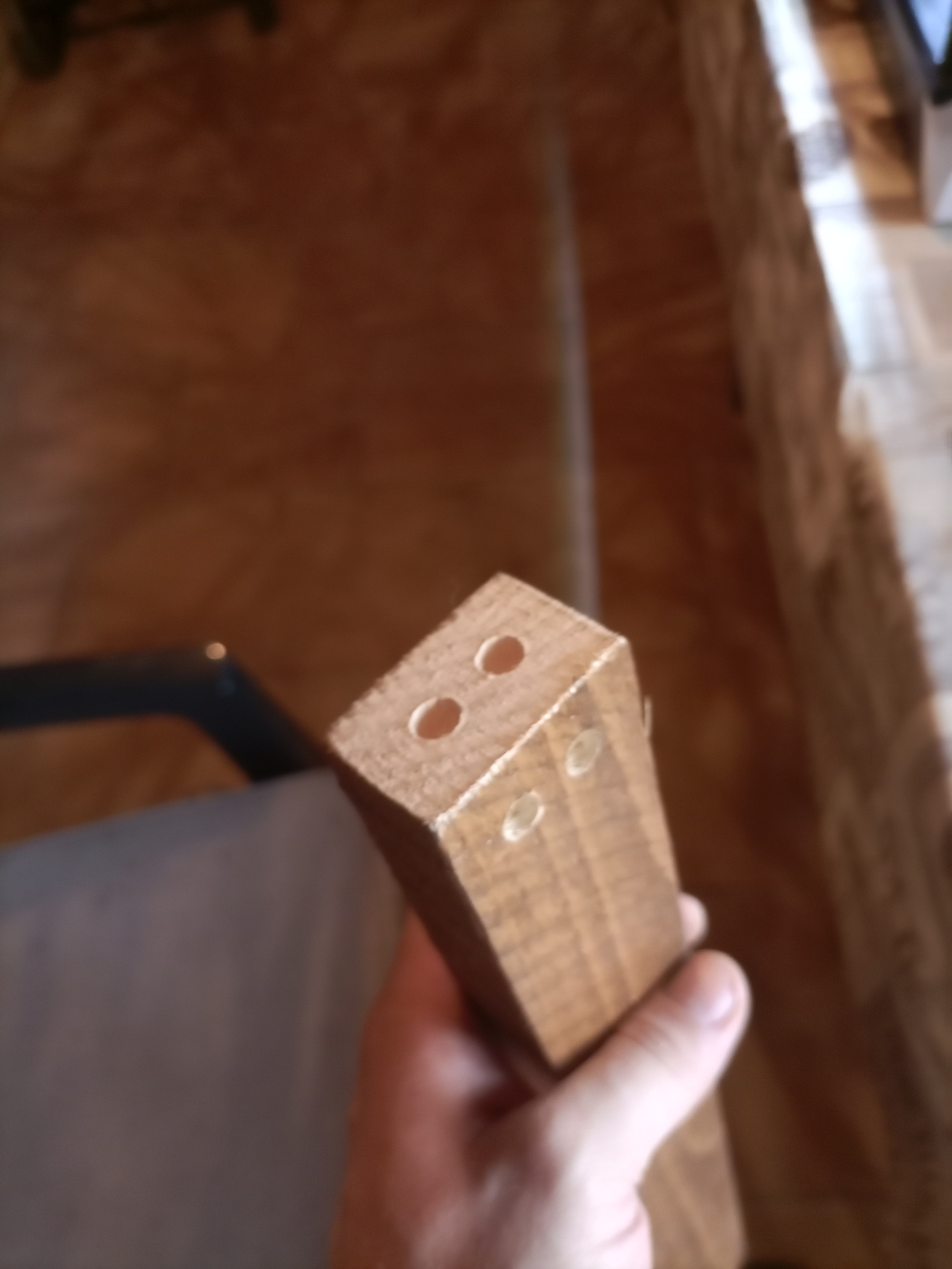 Dụng cụ gá khoan lỗ cho chốt 8mm