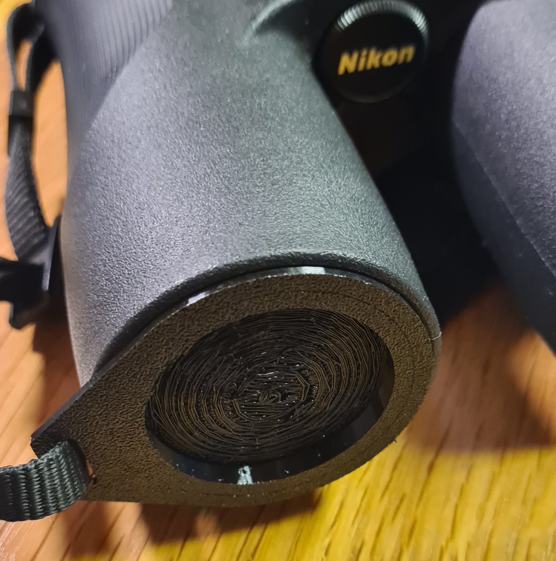 Nắp che kính ống nhòm Nikon Prostaff 7S 10x42