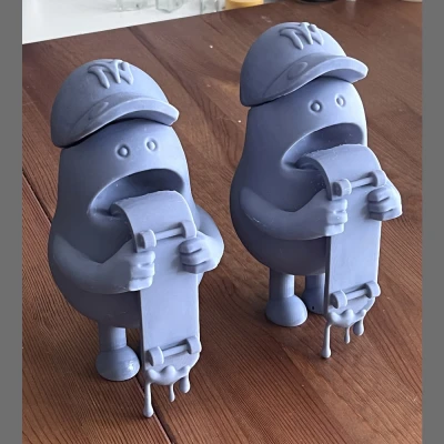 cậu bé trượt ván