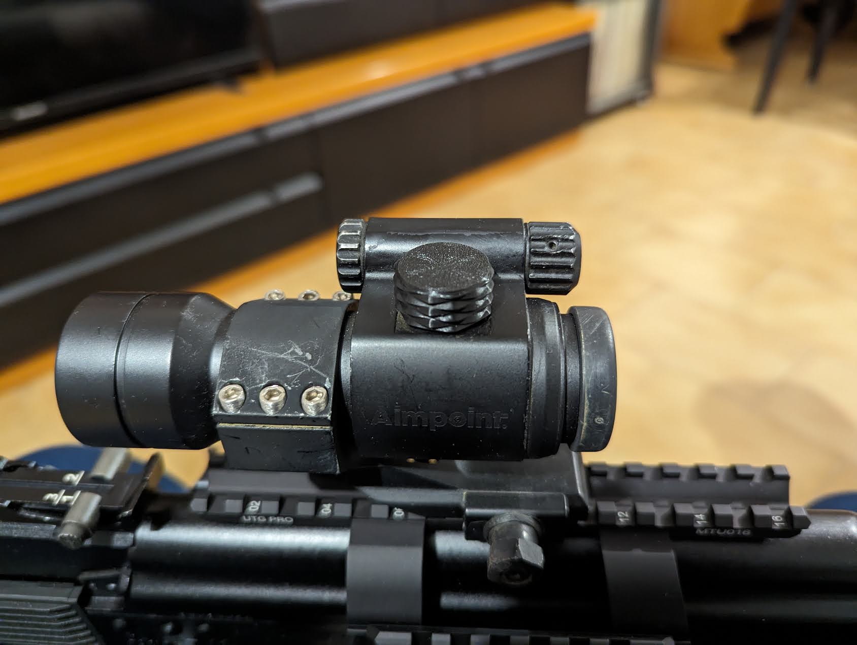 Nắp Chỉnh Độ Cao & Phương Vị Aimpoint COMPC3