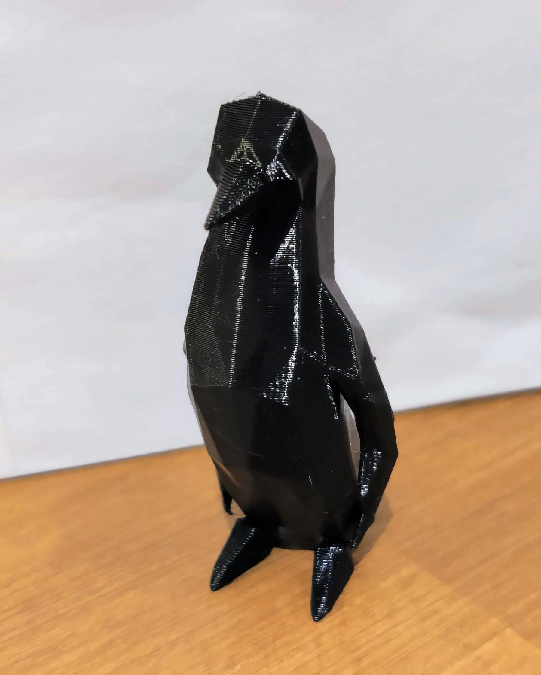 Chim Cánh Cụt Dễ Thương "Low Poly"