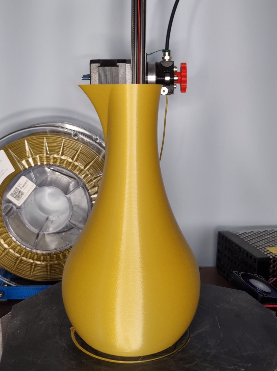 Bình tưới cây / Ca / Lọ hoa