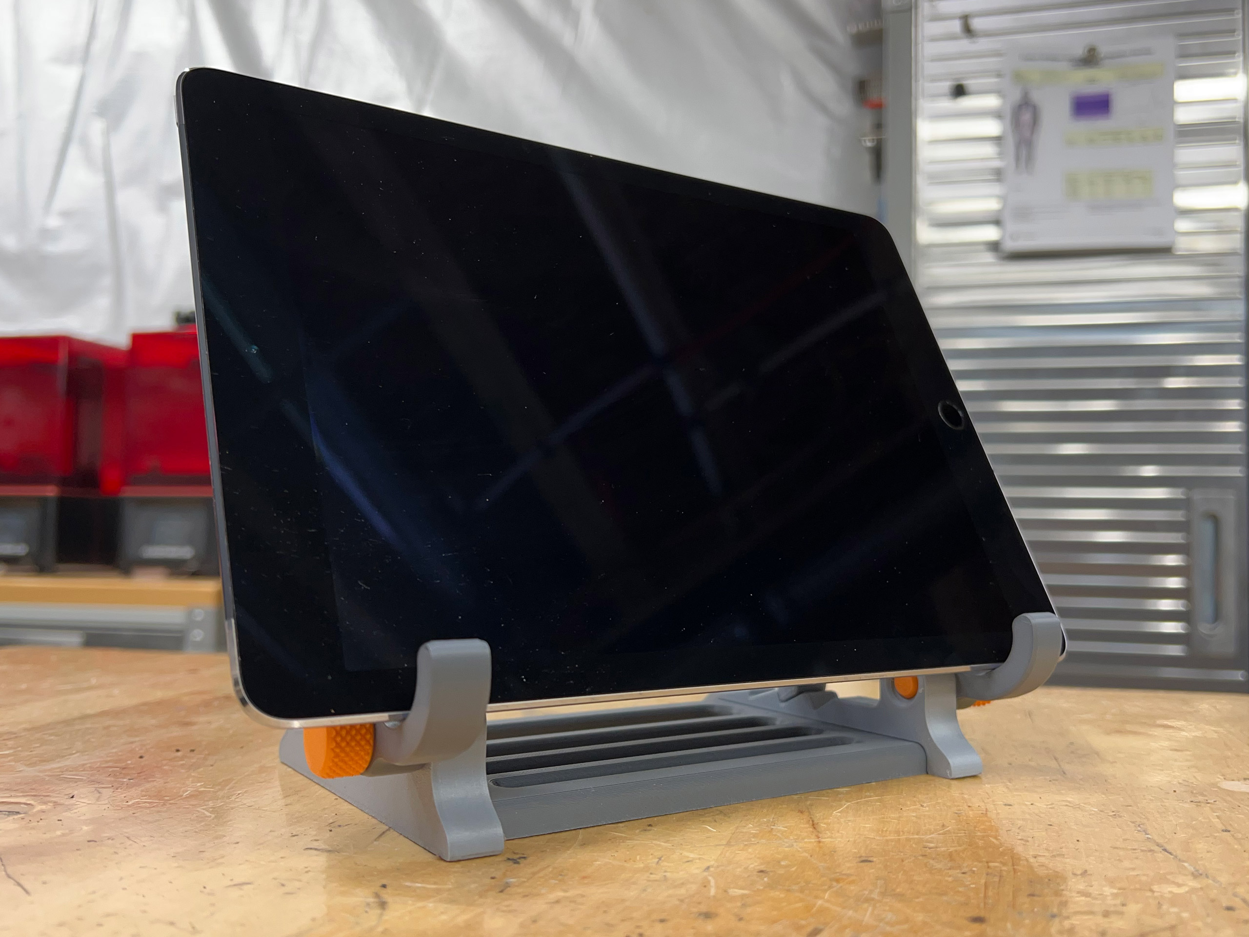 Chân Đế Điều Chỉnh Cho Điện Thoại, Ipad, Máy Tính Bảng :: In 100% :: Không Cần Phụ Kiện