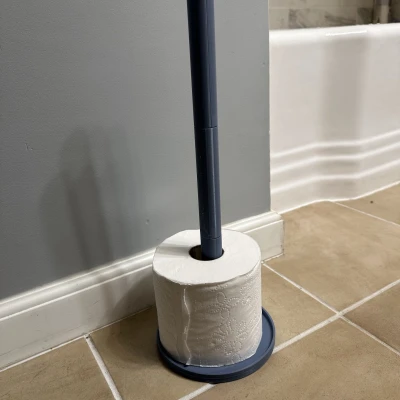 Giá đỡ cuộn giấy vệ sinh TP trên sàn