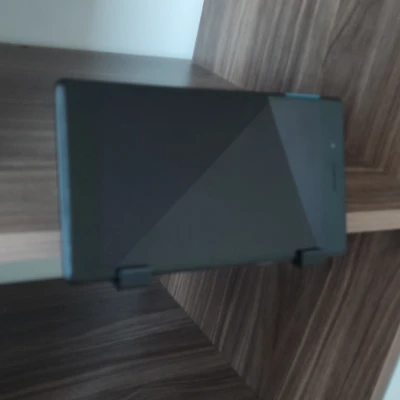 Các clip thiết bị đa năng: Hỗ trợ in 3D cho máy tính bảng và điện thoại trên kệ và bảng