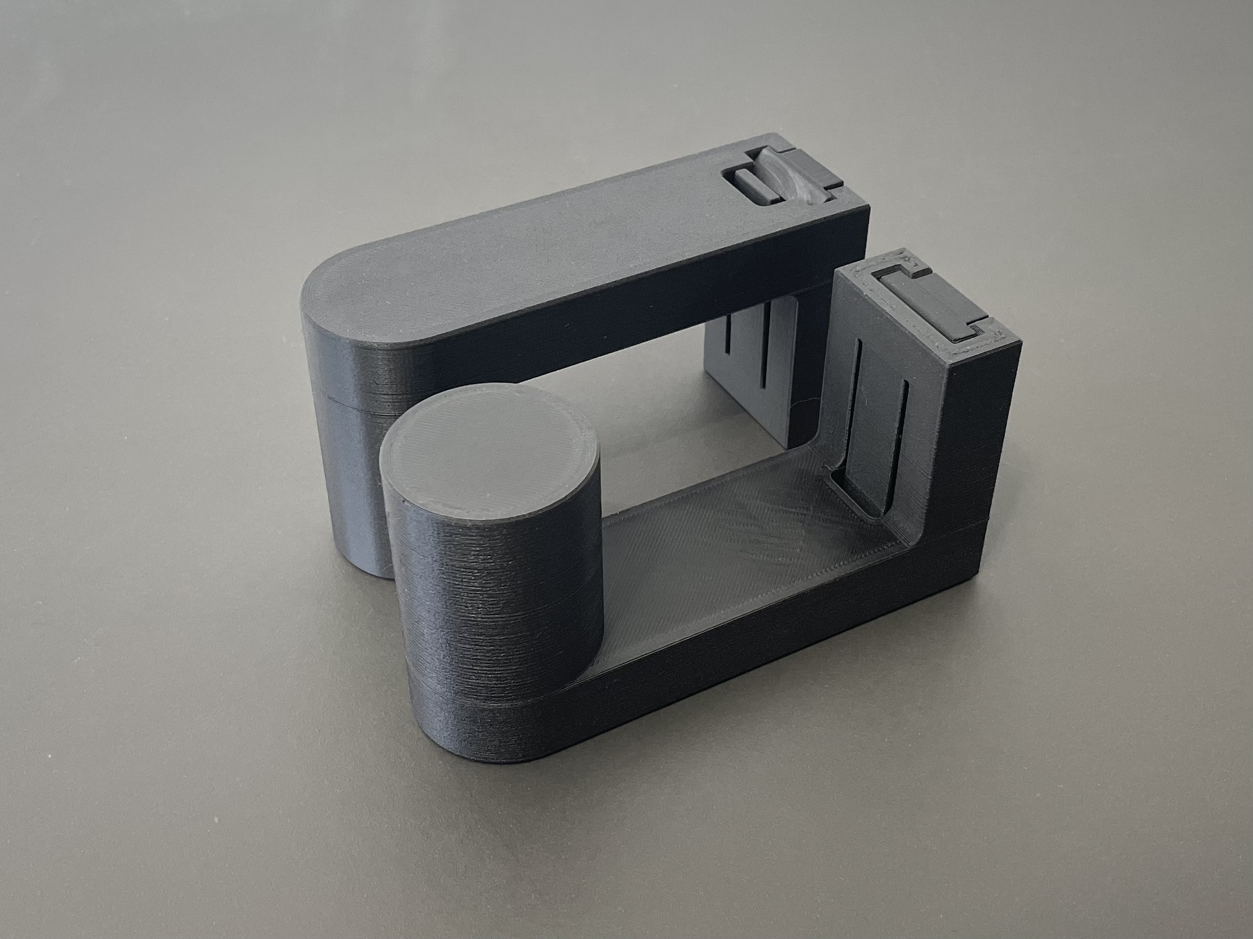 Giá Đỡ Cuộn Giấy Nhà Bếp Đơn Giản