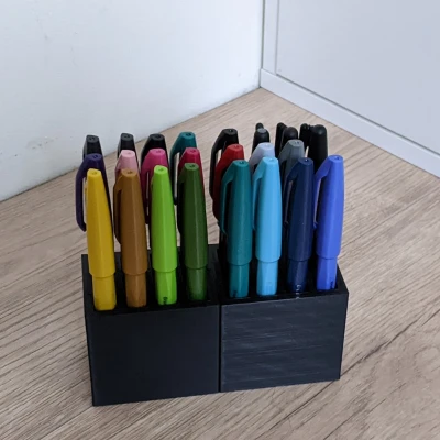 Kệ Đựng Bút Lông Pentel Brush Sign