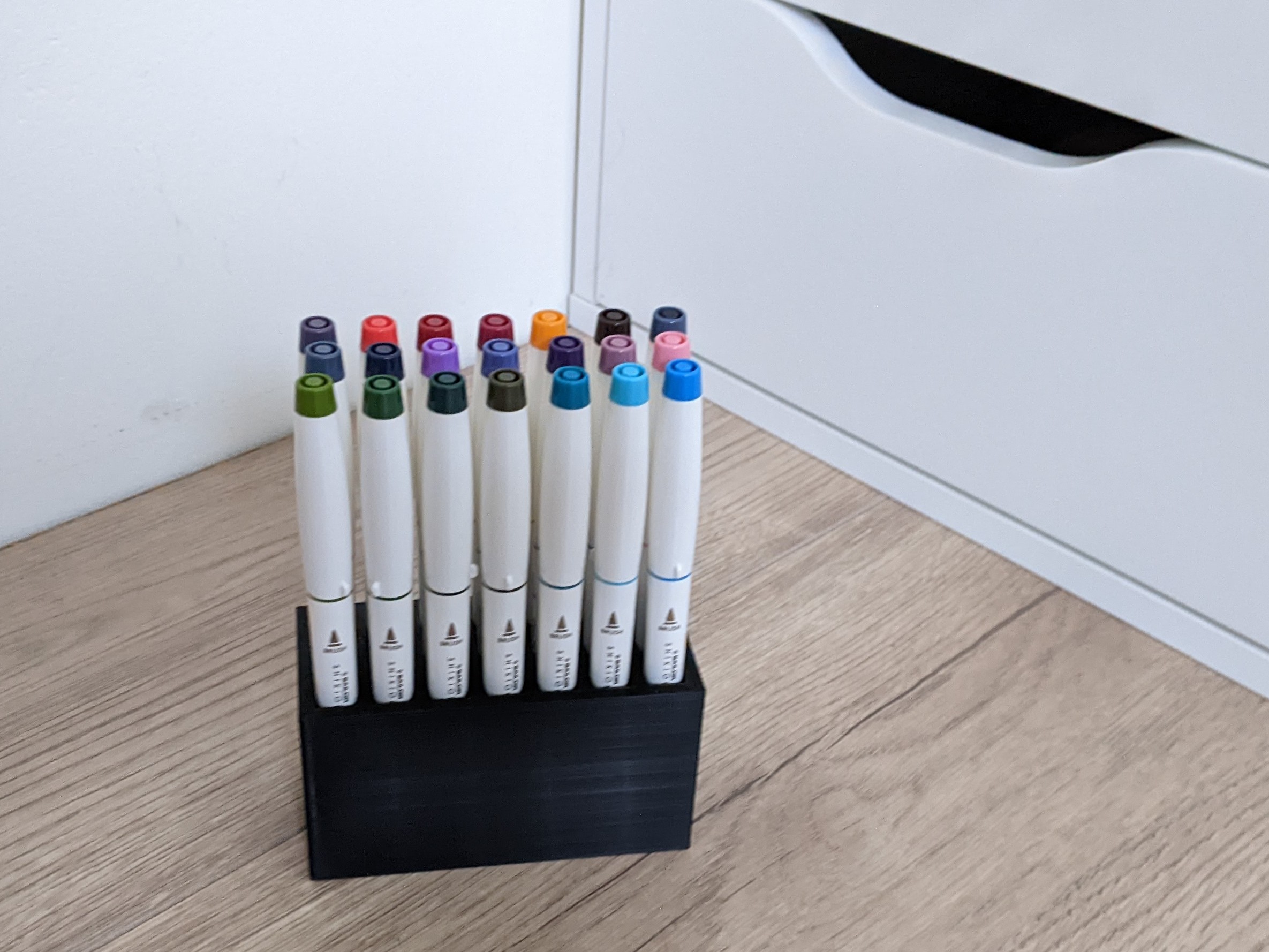 Chỗ cắm bút cho Bút Lông Màu Sailor Shikiori Twin Brush Pens