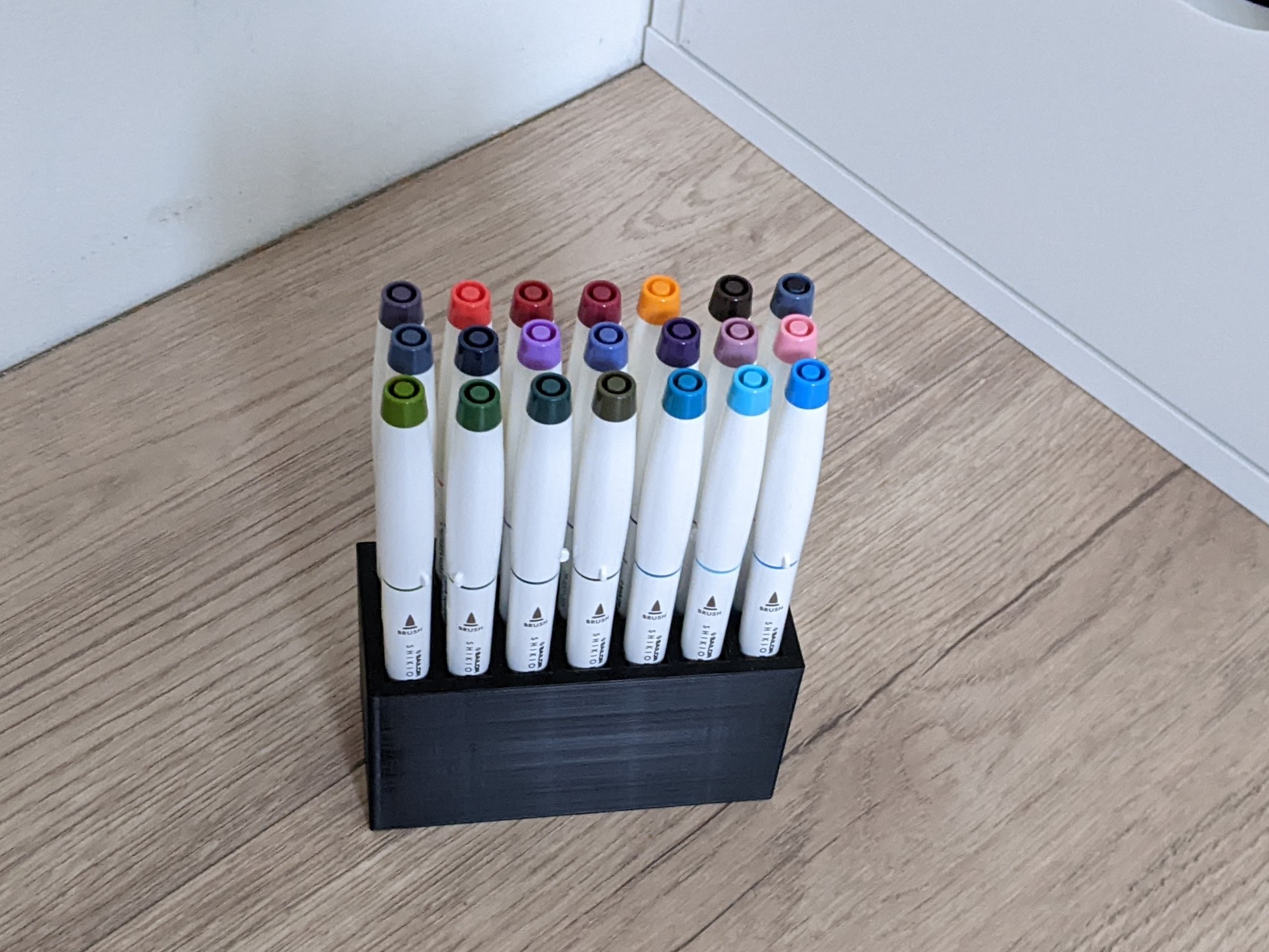 Chỗ cắm bút cho Bút Lông Màu Sailor Shikiori Twin Brush Pens