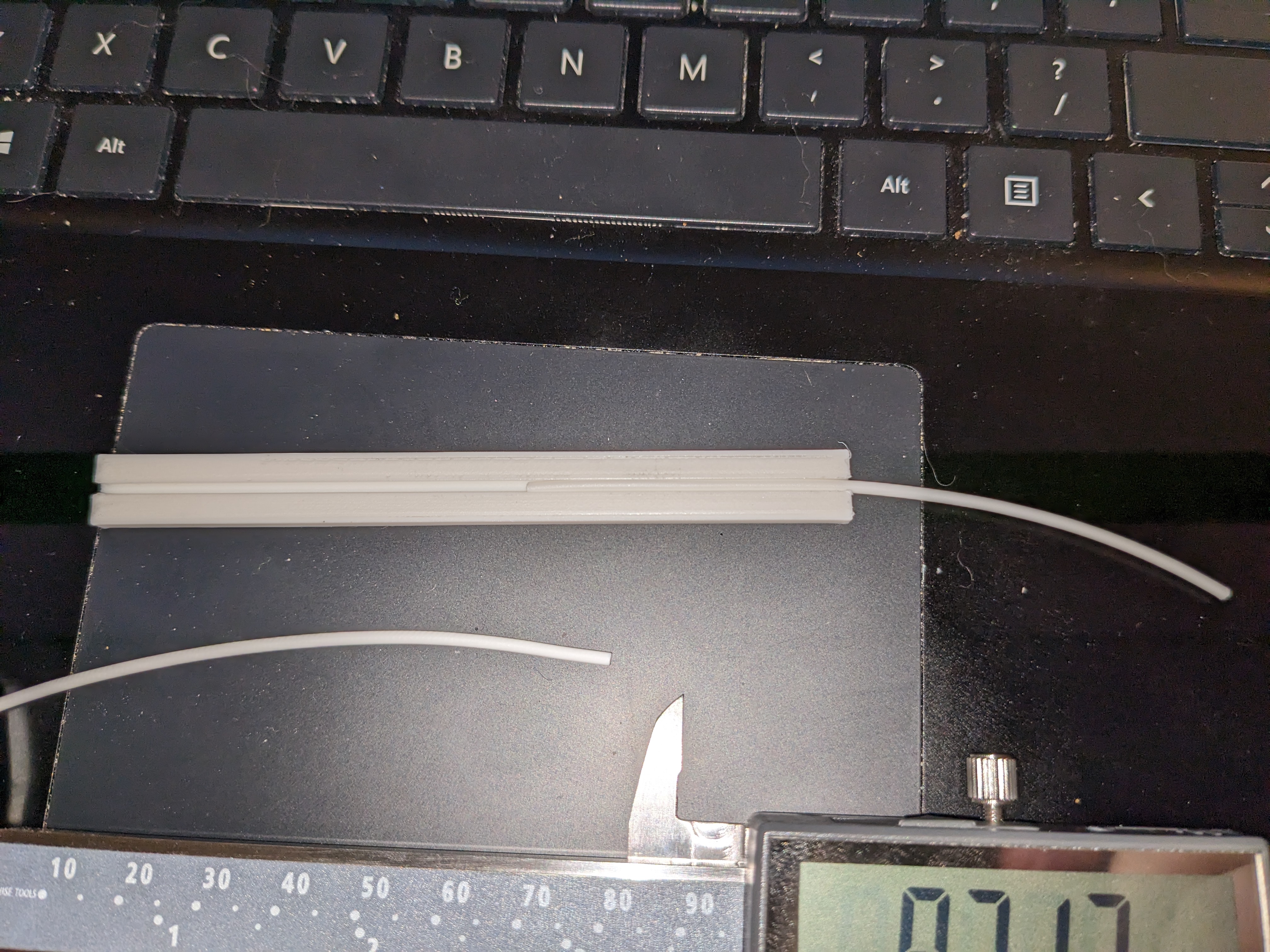 Tấm Cuộn Sợi Filament và Rãnh Đo E-Step