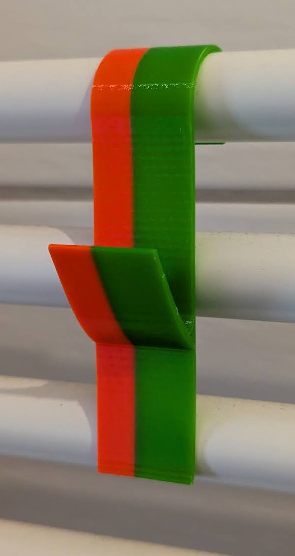 Móc treo và giữ khăn cho máy sưởi, phòng tắm, hồ bơi - cả cho gạt kính phòng tắm