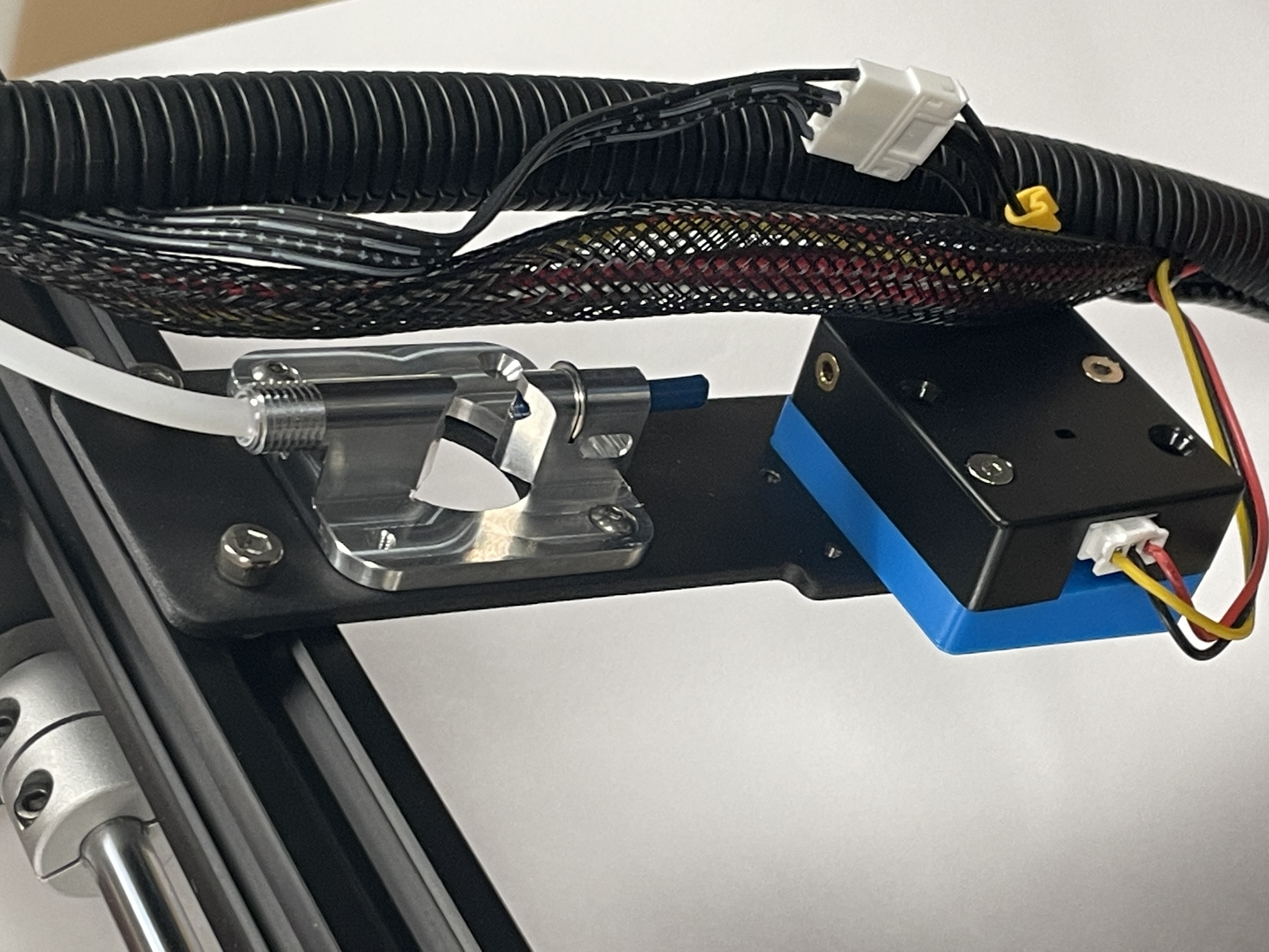 Pat Căn Chỉnh Cảm Biến Sợi Nhựa Cho Ender-3 Max / CR10 V2 / Ender-5 [Micro Swiss Bowden Dual Gear Extruder]